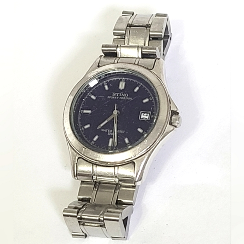 Vintage Mens Casio STING Water Resistant 10 Bar Stainless Steel Watch